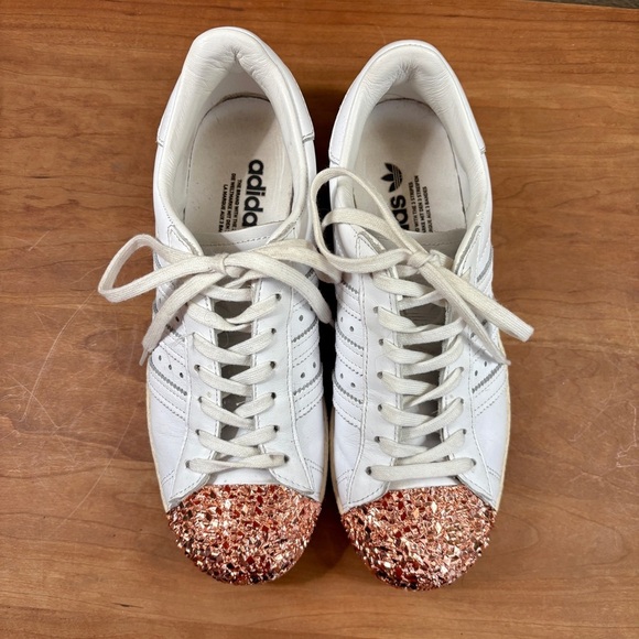 Adidas Superstar 80s 3D Metal Rose Gold Toe Trainer Sneakers, Womens size 7.5 - Picture 2 of 12